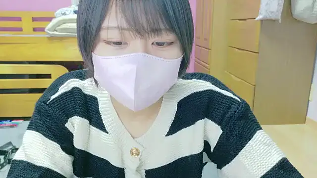 Snapshot of _usya_2525 chatting on 03-03-25, 04:14 usya 2525 online show from 03-03-25, 04:14