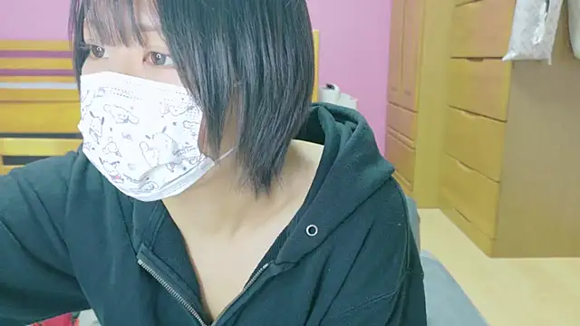 Snapshot of _usya_2525 chatting on 03-10-25, 06:38 usya 2525 online show from 03-10-25, 06:38