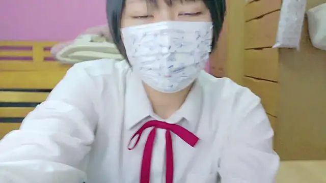 Snapshot of _usya_2525 chatting on 03-12-25, 05:24 usya 2525 online show from 03-12-25, 05:24