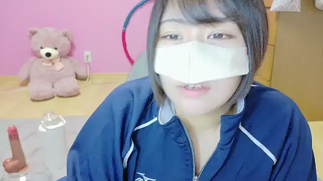 Snapshot of _usya_2525 chatting on 10-05-25, 04:16 usya 2525 online show from 10-05-25, 04:16