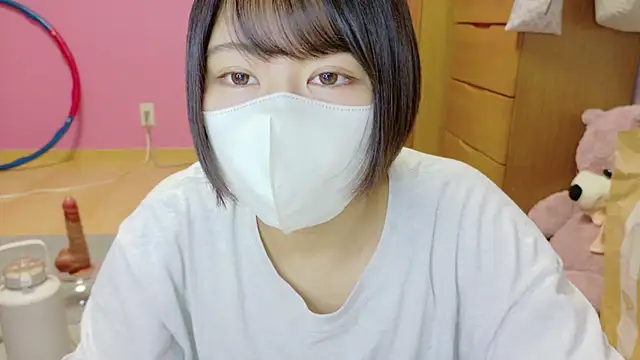 Snapshot of _usya_2525 chatting on 10-27-25, 04:33 usya 2525 online show from 10-27-25, 04:33