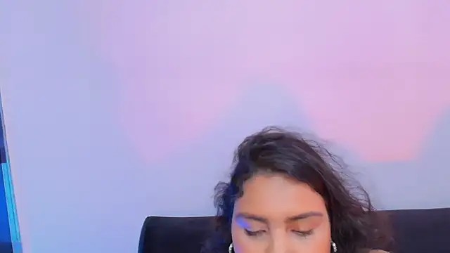 Brenda  gomez online show from 01-30-25, 04:02