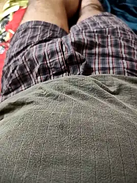 Snapshot of Maxpor77 chatting on 02-06-26, 02:16 Maxpor77 online show from 02-06-26, 02:16