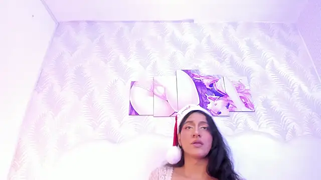 Alison Chan  online show from 12-25-24, 03:18