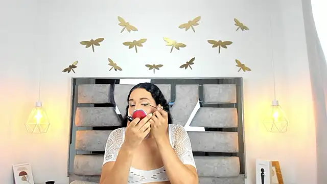 Alison Chan  online show from 01-15-26, 03:27