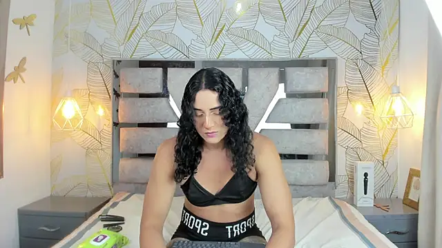 Alison Chan  online show from 04-15-26, 12:17