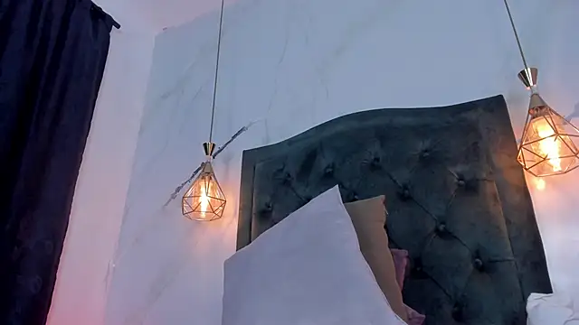 Snapshot of annyvans chatting on 12-16-25, 09:53 annyvans online show from 12-16-25, 09:53