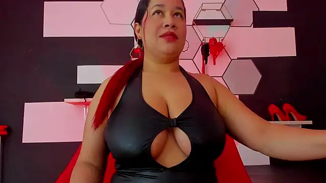 Snapshot of alondrabigtits chatting on 01-13-25, 12:24 alondrabigtits online show from 01-13-25, 12:24