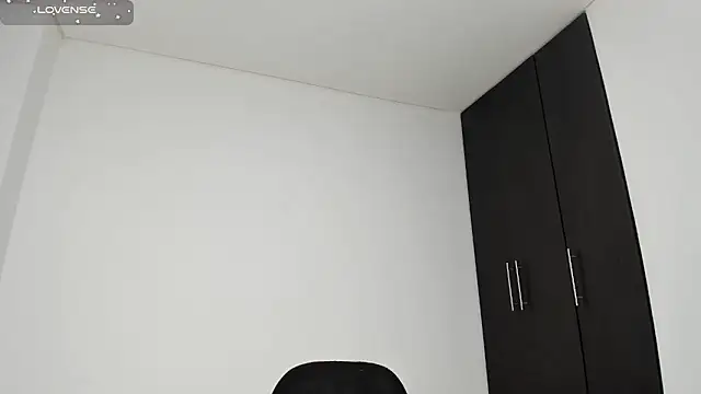 tifanyhills  online show from 02-03-25, 11:05