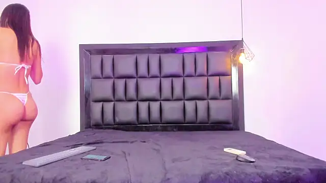 Snapshot of MIA_SOPHIA1 chatting on 10-07-25, 03:14 MIA SOPHIA1 online show from 10-07-25, 03:14