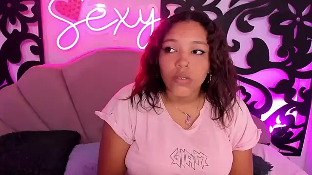 Snapshot of horny_babyss chatting on 02-28-25, 01:05 horny babyss online show from 02-28-25, 01:05