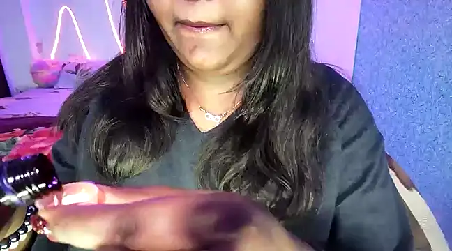 expression queen online show from 12-01-24, 09:26