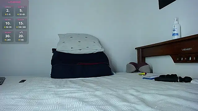 diamond black00 online show from 07-22-26, 11:18