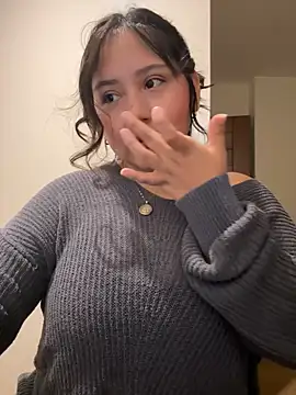 kittyfresita online show from 11-13-25, 02:10