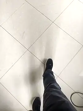 huzi518 online show from 04-07-26, 08:04