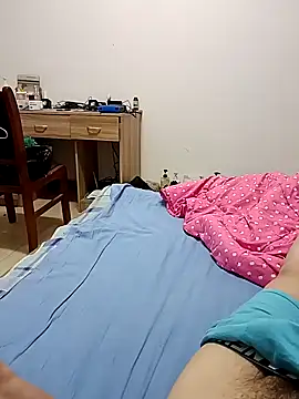 huzi518 online show from 04-28-26, 02:11