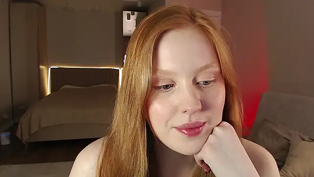 Snapshot of lulu_moonmoon chatting on 03-18-25, 03:31 lulu moonmoon online show from 03-18-25, 03:31