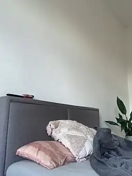 Snapshot of MiguelRausch chatting on 01-14-25, 02:22 MiguelRausch online show from 01-14-25, 02:22