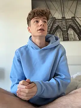 Snapshot of MiguelRausch chatting on 04-01-26, 10:38 MiguelRausch online show from 04-01-26, 10:38