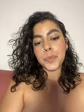 Snapshot of DakotaShelby chatting on 12-21-24, 01:04 DakotaShelby online show from 12-21-24, 01:04