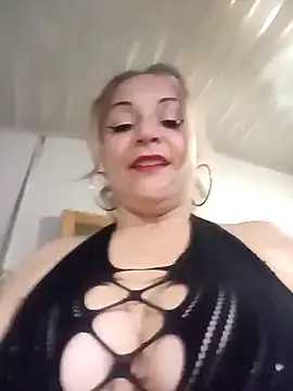 Snapshot of Fenix_528 chatting on 02-10-26, 12:37 Fenix 528 online show from 02-10-26, 12:37