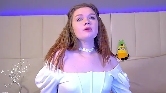 Snapshot of CrystalLyons chatting on 02-07-25, 09:37 CrystalLyons online show from 02-07-25, 09:37