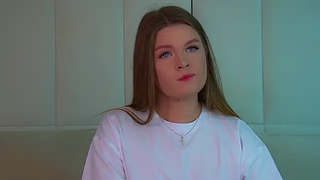 CrystalLyons online show from 02-26-26, 06:34