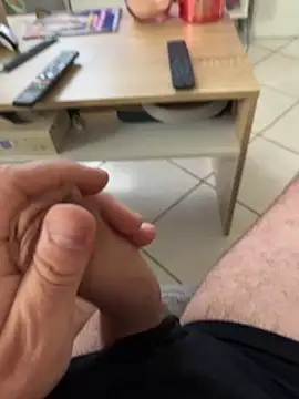 Snapshot of mj23641 chatting on 11-14-25, 10:25 mj23641 online show from 11-14-25, 10:25