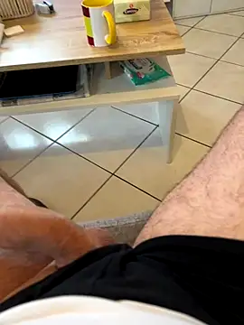 Snapshot of mj23641 chatting on 11-24-25, 09:31 mj23641 online show from 11-24-25, 09:31