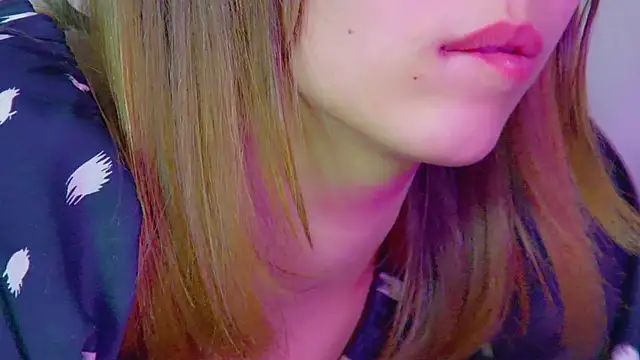 PollyLanders online show from 03-18-25, 03:42