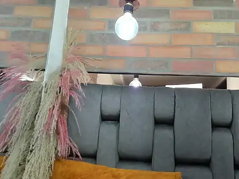 JESSYCORTES online show from 03-28-26, 04:23