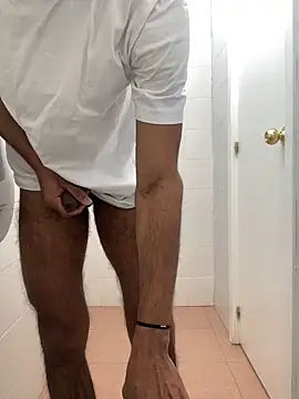 Lucascacaca online show from 12-17-24, 02:22