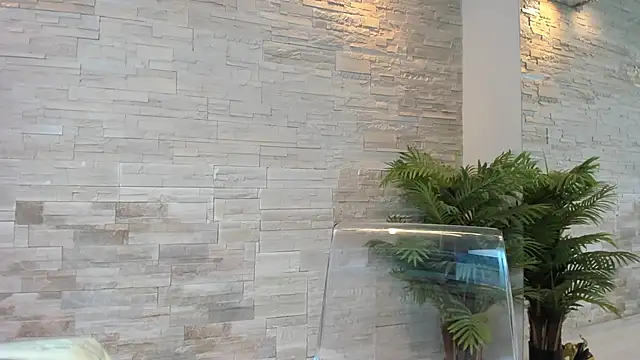 Snapshot of Jessy_Cruz chatting on 09-28-25, 04:40 Jessy Cruz online show from 09-28-25, 04:40