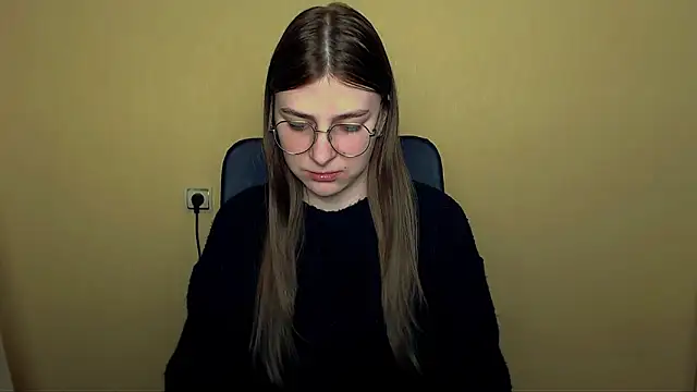 Luna Lush  online show from 04-23-26, 07:30