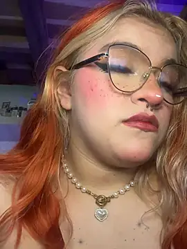 SophiaWeestt99 online show from 04-19-26, 04:45