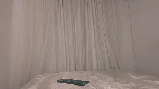 Miiafoxxx online show from 03-05-26, 10:39