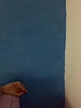 BetinaSoares online show from 10-09-25, 03:15