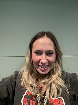 Snapshot of M1ssyk1ssy chatting on 12-30-24, 05:13 M1ssyk1ssy online show from 12-30-24, 05:13