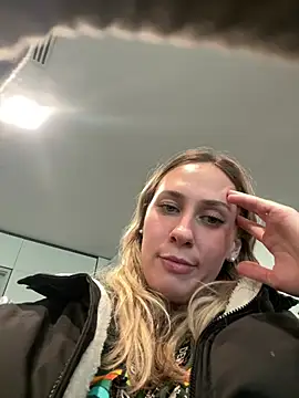 Snapshot of M1ssyk1ssy chatting on 01-13-25, 08:37 M1ssyk1ssy online show from 01-13-25, 08:37