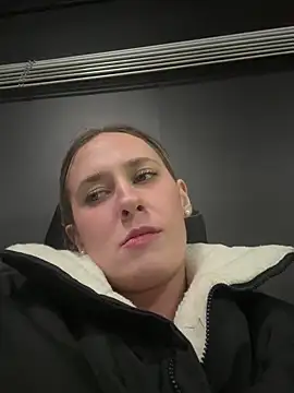 Snapshot of M1ssyk1ssy chatting on 01-14-25, 09:51 M1ssyk1ssy online show from 01-14-25, 09:51