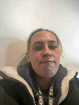 Snapshot of M1ssyk1ssy chatting on 01-21-25, 04:16 M1ssyk1ssy online show from 01-21-25, 04:16