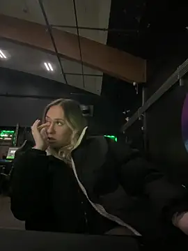 Snapshot of M1ssyk1ssy chatting on 01-26-25, 01:09 M1ssyk1ssy online show from 01-26-25, 01:09