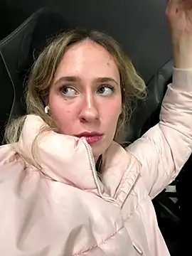 Snapshot of M1ssyk1ssy chatting on 12-14-25, 07:18 M1ssyk1ssy online show from 12-14-25, 07:18