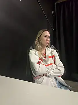 Snapshot of M1ssyk1ssy chatting on 04-05-26, 11:24 M1ssyk1ssy online show from 04-05-26, 11:24
