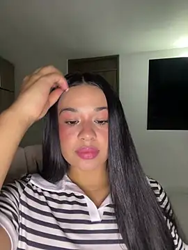 Snapshot of Aitana98_ chatting on 07-19-26, 01:20 Aitana98 online show from 07-19-26, 01:20