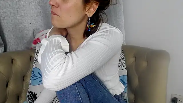 camilawm19 online show from 11-15-25, 06:33