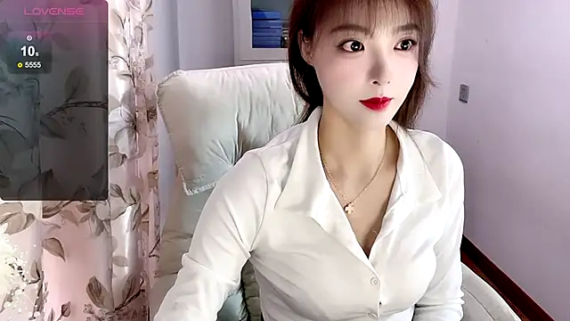 Snapshot of NINIbaby-99 chatting on 03-16-25, 05:36 NINIbaby-99 online show from 03-16-25, 05:36