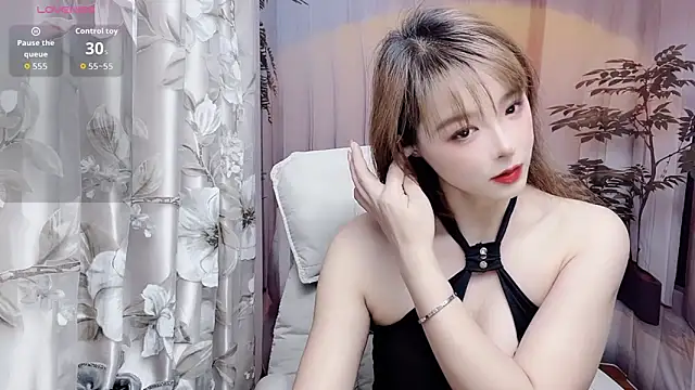 Snapshot of NINIbaby-99 chatting on 05-25-26, 04:24 NINIbaby-99 online show from 05-25-26, 04:24