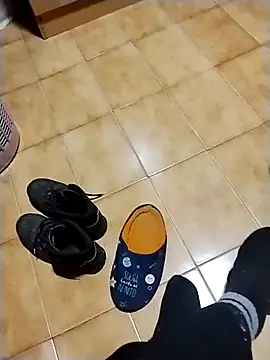 Snapshot of minitranca chatting on 04-22-26, 10:44 minitranca online show from 04-22-26, 10:44