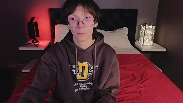 Snapshot of TommieH chatting on 02-01-25, 05:49 TommieH online show from 02-01-25, 05:49